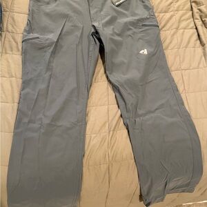 Eddie Bauer Women’s Slate Cargo Pants